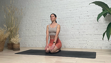 Vajrasana (Thunderbolt Pose) - YanvaYoga