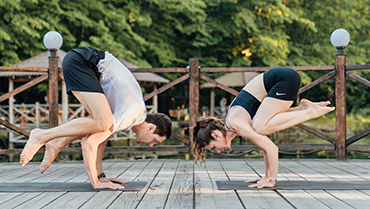 yoga poses for couples